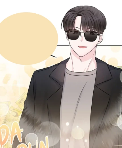 Young man wears sunglasses